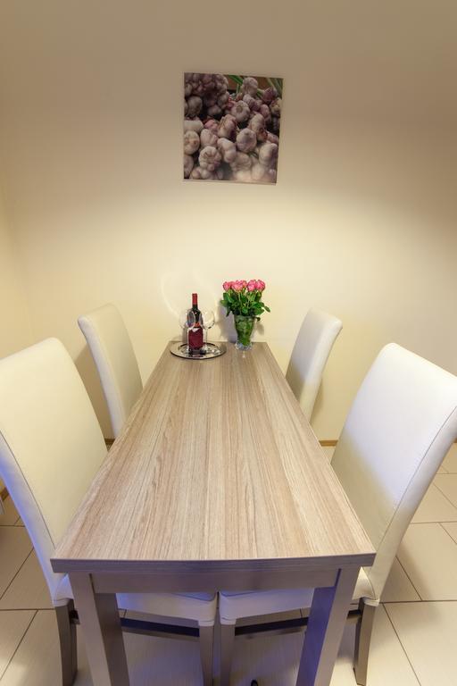 Place 4 You Apartments Krakau Zimmer foto