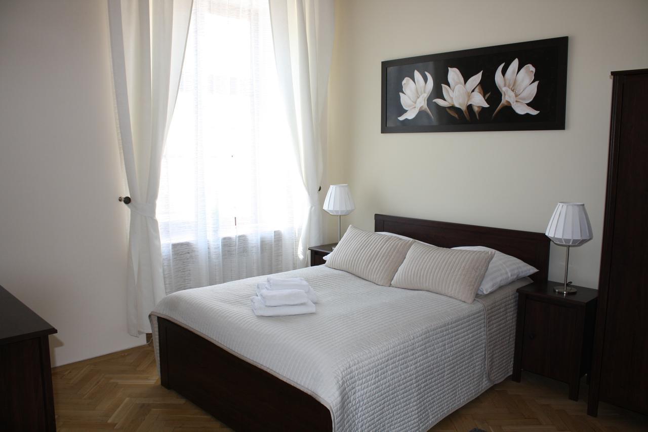Place 4 You Apartments Krakau Exterior foto