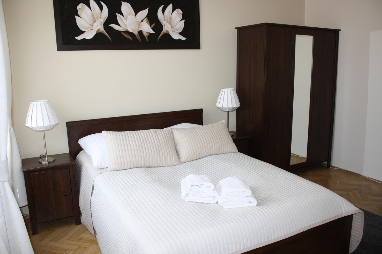 Place 4 You Apartments Krakau Exterior foto